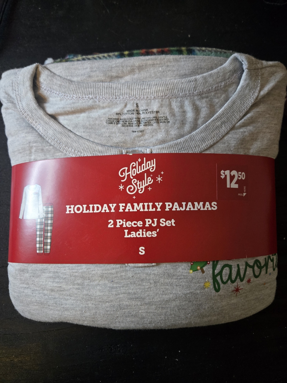 Holiday Family Ladies' 2-Piece Pajama Set - Light Gray with Green Red Accents